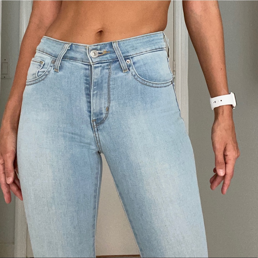 High Waisted Levi Jeans